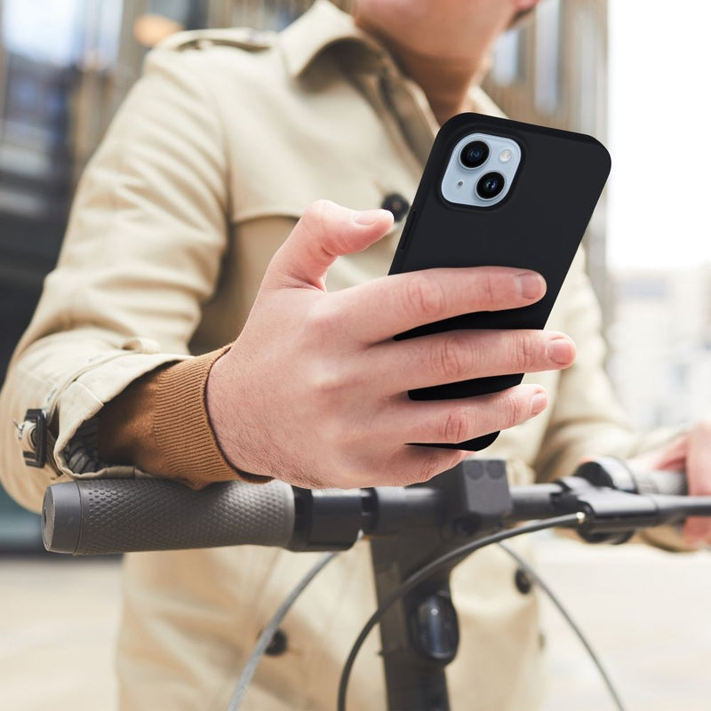 Optimieren Sie den Schutz Ihres Apple iPhone 15 Pro mit der Matt Case Hülle. Flexibles TPU, perfekte Passform, kratz- und schmutzresistent. Stil und Sicherheit vereint!