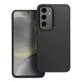 Die Frame Handyhülle für Samsung Galaxy S24 bietet robusten Schutz und elegantes Design. Verstärkte Kanten, TPU-Material und ein spezieller PC-Rahmen um die Kamera schützen Ihr Gerät stilvoll. Ideal für Langlebigkeit und Ästhetik.
