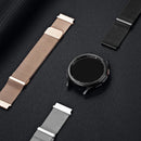 Das Bild zeigt eine elegante Apple Watch ausgestattet mit einem DUX DUCIS Starp Milanese Armband aus Edelstahl in Platinoptik. Das magnetische Milanese Loop-Design sorgt für eine verstellbare Passform und einen modernen Look, der perfekt zu den 42/44/45 mm Modellen der Apple Watch passt. Ideal für einen anspruchsvollen Stil im Alltag.