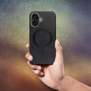 Optimieren Sie Ihr Apple iPhone 16 mit der Gentleman Mag Cover-Schutzhülle! Vollständige MagSafe-Kompatibilität, stilvolles Eco-Leder und robuste Schutztechnologie für einwandfreies Design und Funktionalität. Erleben Sie den Unterschied!