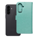 Diese schicke Handytasche für das Samsung Galaxy A37 bietet optimalen Schutz und ein stilvolles Design. Das weiche Material sorgt für eine angenehme Haptik, während die präzisen Ausschnitte einfachen Zugriff auf alle Funktionen ermöglichen. Perfekt für alle, die Funktionalität und Ästhetik schätzen!