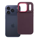 Die lila Schutzhülle für das Apple iPhone 17 Pro bietet nicht nur stilvollen Schutz, sondern auch eine angenehme Haptik. Ihr modernes Design ergänzt das elegante Erscheinungsbild des Geräts und sorgt dafür, dass dein iPhone sicher vor Kratzern und Stößen bleibt. Ein perfektes Accessoire für alle, die Funktionalität mit Stil verbinden möchten.