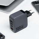 Forcell Ladegerät mit 100W Power Delivery und Quick Charge 4.0 bietet effizientes Schnellladen für mehrere Geräte. Kompakt, mit GAN-Technologie und 4 Ports (1x USB, 3x USB-C). Ideal für schnelles Laden unterwegs!