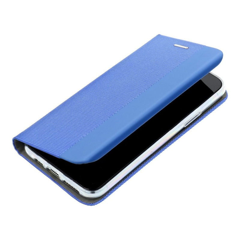 Entdecken Sie stilvollen Schutz für Ihr Samsung Galaxy A13 4G mit dieser eleganten blauen Handytasche. Mit einem schlanken Design, das Komfort und Sicherheit bietet, hält diese Tasche Ihr Smartphone sicher und modisch.